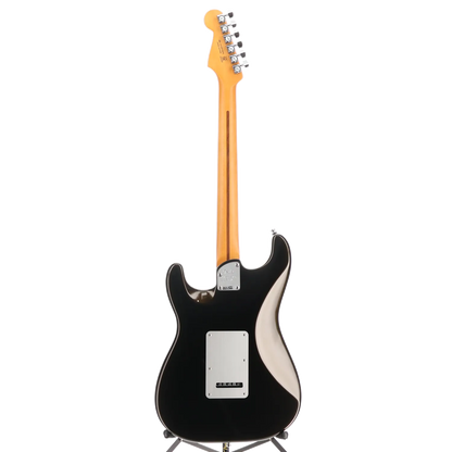 American Ultra II Stratocaster HSS, Ebony Fingerboard, Texas Tea (B4) (12679)