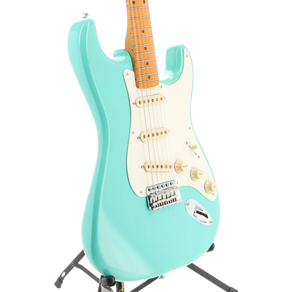 American Vintage II 1957 Stratocaster, Maple Fingerboard, Sea Foam Green (RC3) (37861)