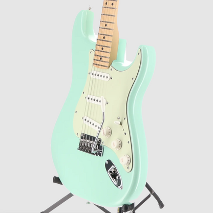Limited Edition Player Stratocaster, Maple Fingerboard, Surf Green (SR) (10969)